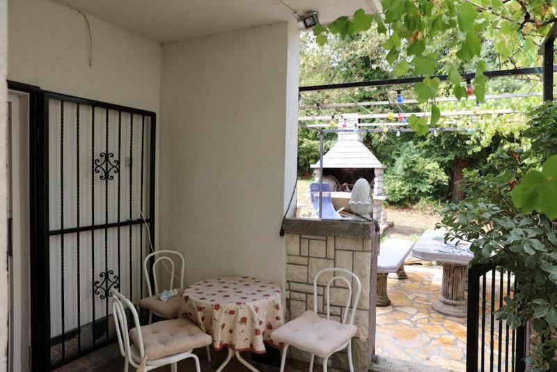 Villa Behija Ferienwohnung 3 Цриквениця Екстер'єр фото